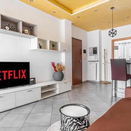 Olimpia House - Jstadium & Netflix Turin